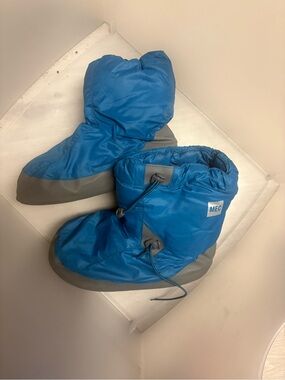 MEC Kids Blue Winter Booties with Gray Trim